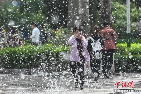  不知火舞之公園狂野