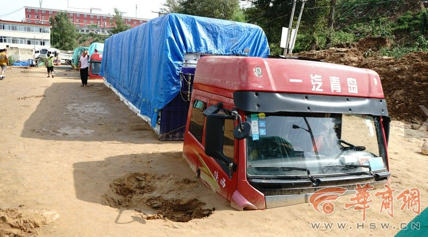 小警風(fēng)云之從警記