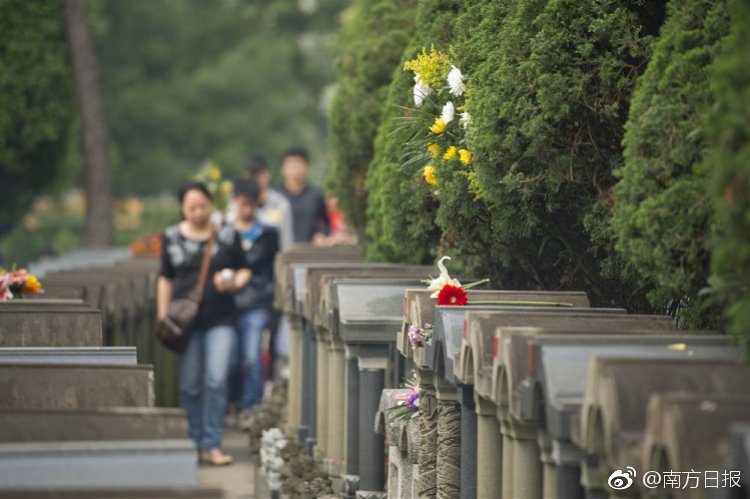 老女人大蔭蒂毛茸茸